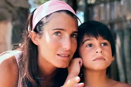 Franco y su madre, Romina Yan