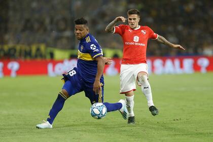 Frank Fabra lleva seis años en Boca y hoy puede dar una nueva vuelta olímpica; en caso de estar bien, el colombiano será titular frente a Independiente en la última fecha de la Liga Profesional.