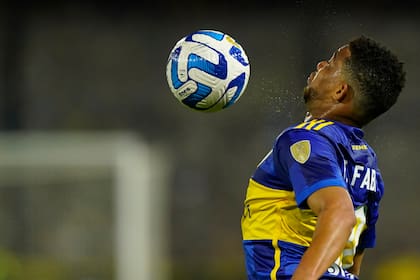 Frank Fabra se perfila para ser titular de volante por izquierda en la visita de Boca a Fortaleza Brasil