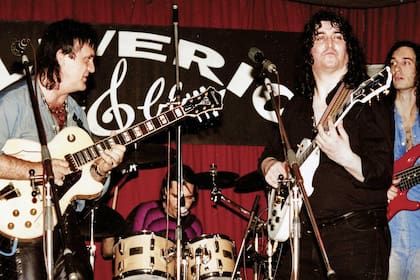 Frank Gambale zapando con Luis Salinas.