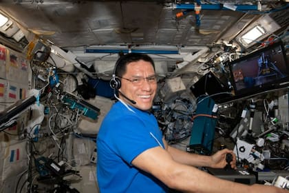Frank Rubio es astronauta de la NASA y coronel del ejército de Estados Unidos