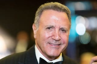El hermano de Sylvester Stallone arremete contra Gavin Newsom en California