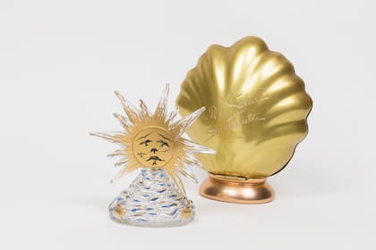 Frasco de perfume diseñado por Salvador Dalí y Baccarat para Elsa Schiaparelli en 1946