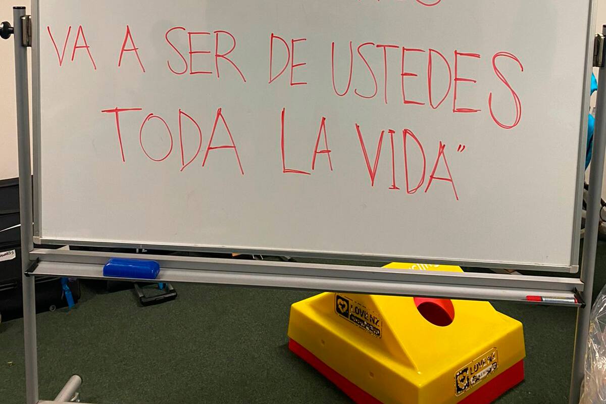 Frase del entrenador de los Pumas Michael Cheika en vestuario de los Pumas en Christchurch, Nueva Zelanda por el Rugby Championship.