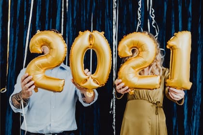 Frases, canciones, tarjetas y regalos de año nuevo; las mejores ideas para inspirarse y decir adiós al 2020, y hola al 2021
