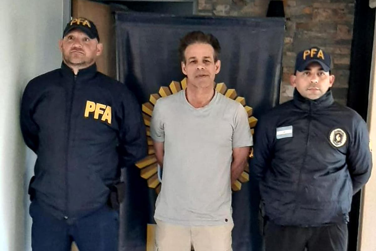 Fred Machado, detenido, antes de su extradición a Estados Unidos