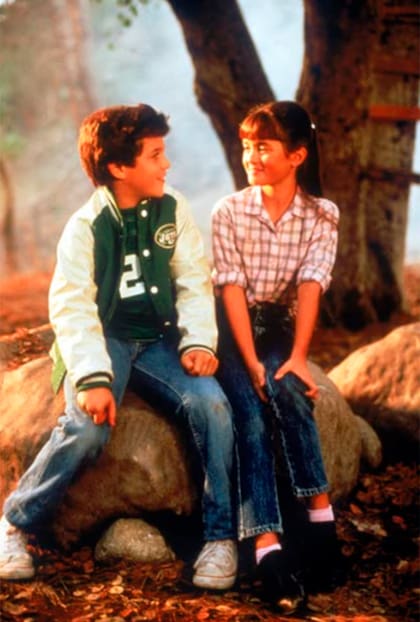 Fred Savage junto a Danica McKellar, su compañera en Kevin, creciendo con amor
