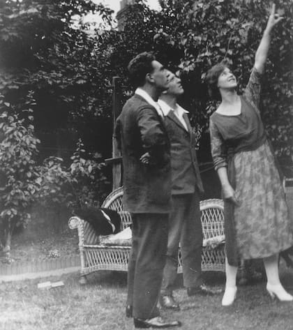 Freddy vivió durante un tiempo con Edith y Percy