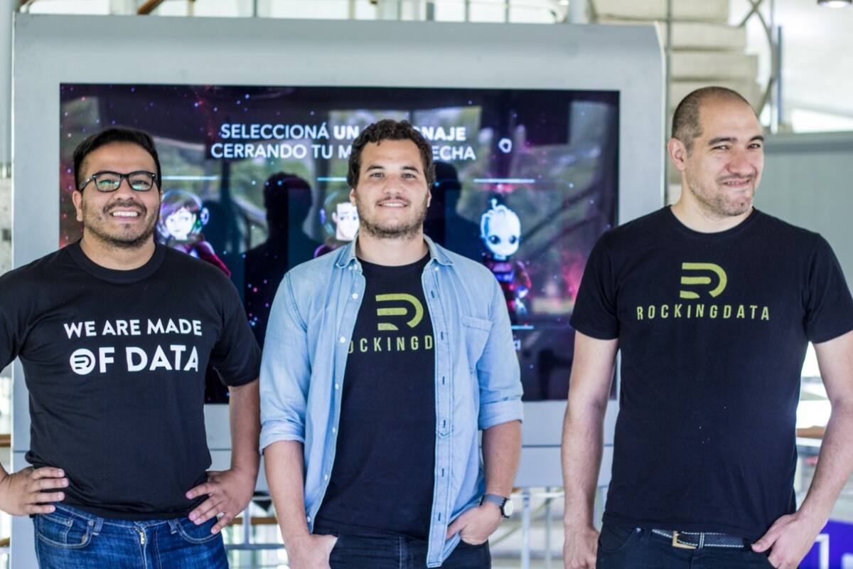 Fredi Vivas, junto a sus amigos y socios, Martín Maffioli y Diego Oyola