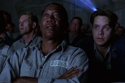 Morgan Freeman y Tim Robbins en una fiel adaptación