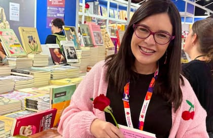 Frente a la dificultad de realizar actividad física al crecer, Brenda Algozino encontró un refugio en los libros