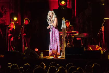 Frente a un público extasiado, Joss Stone tuvo su gran noche en el Teatro Colón
