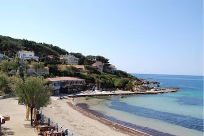 Frente al mar, en Sanary-sur-Mer.