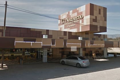 Frente de uno de los locales ubicado en la ruta 14 en Arroyo de Los Patos, en el Valle de Traslasierra