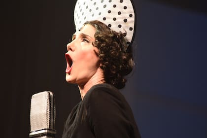 Frida Kahlo, Niní Marshall, Marilyn Monroe, Ingrid Bergman, Eva Perón, Alfonsina Storni, María Moliner y muchas otras hoy reviven en obras teatrales