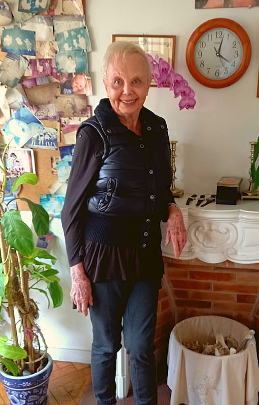 Frida Kaplan: después de superar el covid que la dejó cuatro meses en coma y uno de rehabilitación, a los 83 años vuelve a enseñar eutonía.