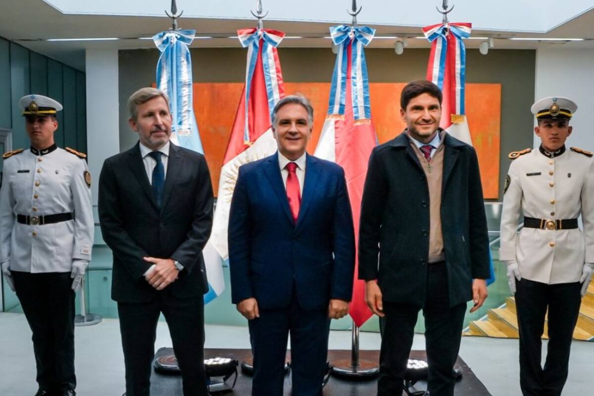 Frigerio, Llaryora y Pullaro en Córdoba.