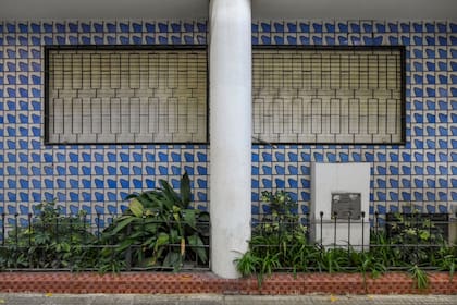 Los enrejados a causa de la inseguridad aparecen registrados en "Frontalismo" (foto tomada en Palermo, en 2018)