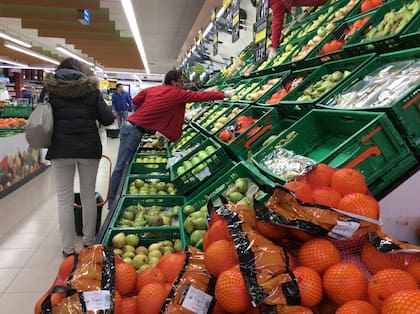 Frutas, legumbres y hortalizas pagan por IVA una alícuota del 10,5%.