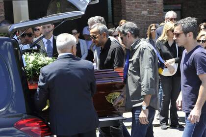 Fue a comienzos de los 90 que Giordano comenzó a posicionarse como uno de los empresarios de la moda más poderosos del país. Su verborragia, sumada al crecimiento de su cadena de peluquerías, lo llevó a organizar una serie de desfiles que se convirtieron en un clásico veraniego, en Pinamar, Mar del Plata y Punta del Este