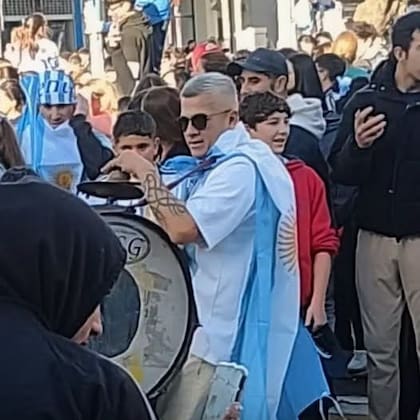 Fue con su familia a festejar la clasificación de la selección argentina y murió tras recibir un piedrazo en la cabeza