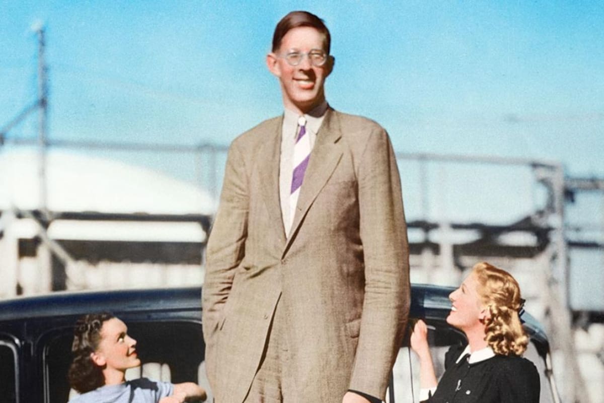 Fue el mayor de cinco hermanos y al nacer pesaba 3.8 kg