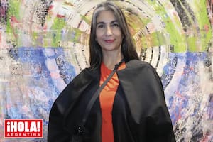 Fue una de las modelos más representativas de los 90 y hoy pasa gran parte del año llevando su música por la Argentina y a diferentes países del mundo.