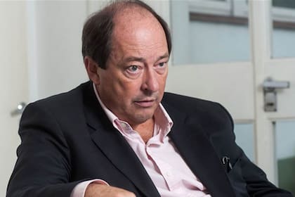 Fue uno de los hombres claves de la UCR en la creación de Cambiemos; ahora se dedica a su estudio jurídico en Mendoza