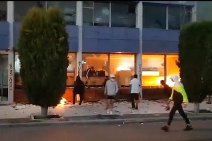 Fuego en las oficinas del Diario El Chubut