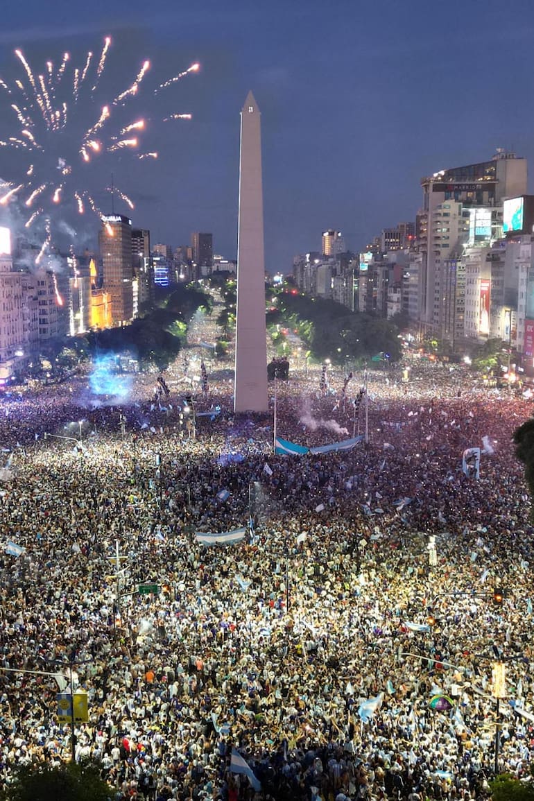 Fuegos artificiales en el Obelisco