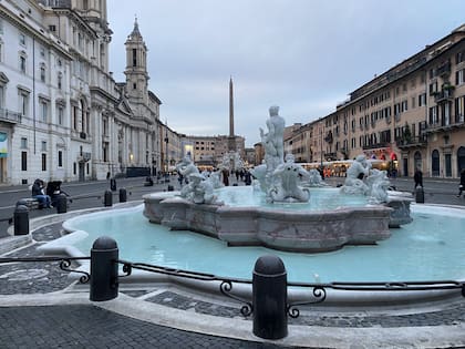 Fuente del Moro de Piazza Navona, recién restaurada, Roma