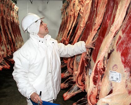 Fuentes de la industria cárnica consultadas por LA NACION reconocieron la situación que atraviesa Ecocarnes y la enmarcaron en un escenario más amplio de dificultades para la actividad frigorífica