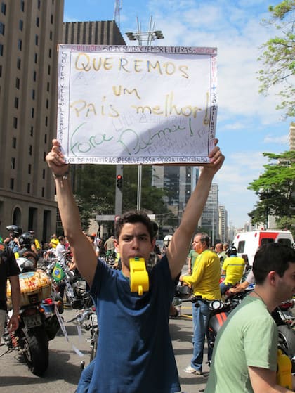 "¡Fuera Dilma!", el mensaje más repetido en las manifestaciones