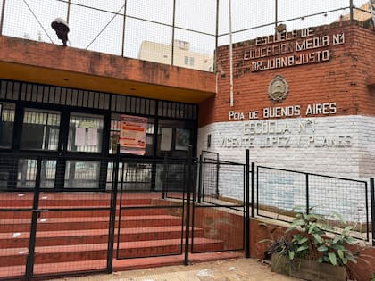 Fuerte acatamiento en las escuelas provinciales