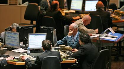 Fuerte caída de la Bolsa, luego que la Argentina no fuera declarado "mercado emergente"
