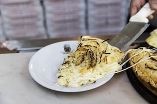 Diez nuevas “pizzerías emblemáticas” de Buenos Aires se suman a la lista oficial