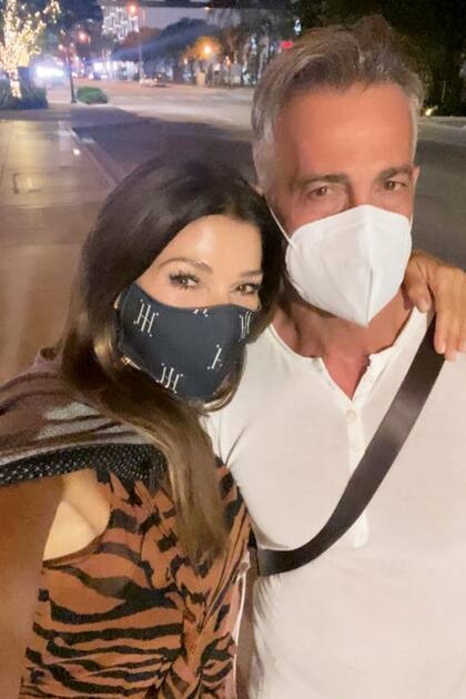 Selfie con Osvaldo durante una salida nocturna