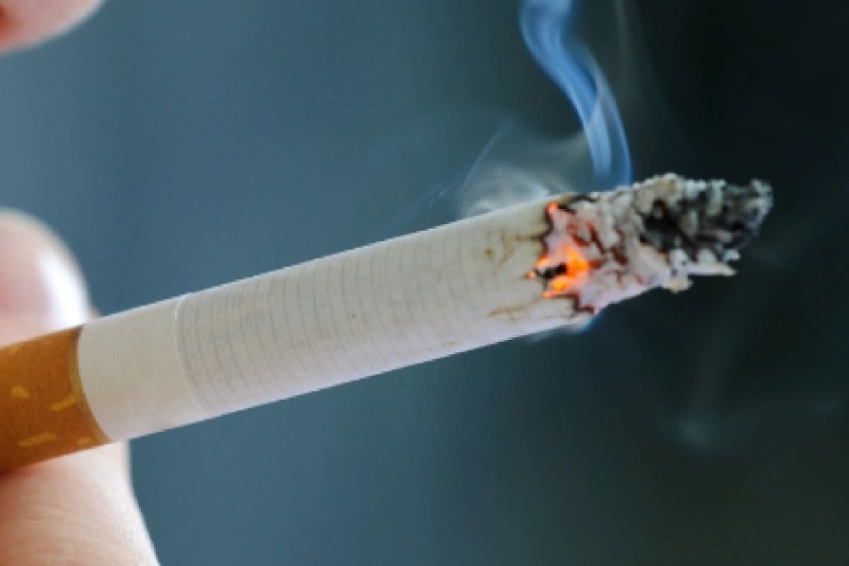Fumar puede reducir las posibilidades tanto para mujeres como para hombres de lograr un embarazo