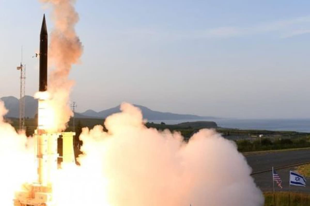 Funcionarios de Israel y Estados Unidos celebraron las pruebas del Arrow 3 realizadas con "éxito" en Alaska
