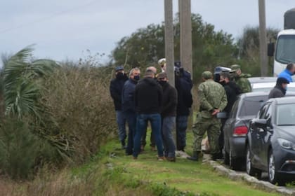 Funcionarios del gobierno uruguayo se hicieron presentes en el lugar.