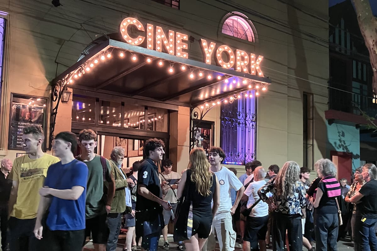 Fundado en 1910, este cine recupera un rito que se creía extinguido. Fuente foto: Municipalidad de Vicente López