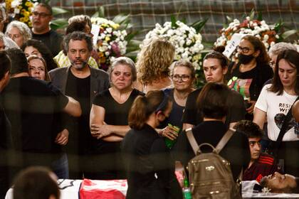 Funeral de Marcelo Arruda, un funcionario del Partido de los Trabajadores de Brasil, que fue asesinado, en Foz do Iguacu, Brasil, el 10 de julio del 2022. (AP Foto/Alexander Moschkowich)