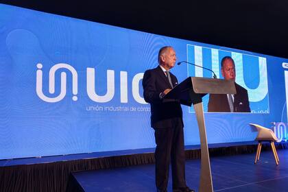 Funes de Rioja planteó que en estos días se "reza por los dólares"