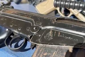 En un megarsenal secuestrado en Brasil apareció otro FAL del Ejército Argentino