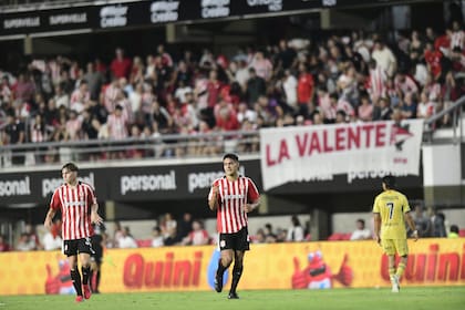 Futbol Torneo Apertura Fecha 2: Estudiantes de La Plata vs Boca Jrs en Estadio UNO Jorge Luis Hirschi en La Plata, Argentina.