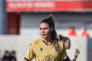 Futbolista brasileña Giovana Queiroz, denunció acoso en Barcelona.