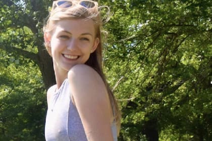 Gabby Petito se sacó una fotografía presuntamente antes de que la policía los interceptara a ella y a su novio