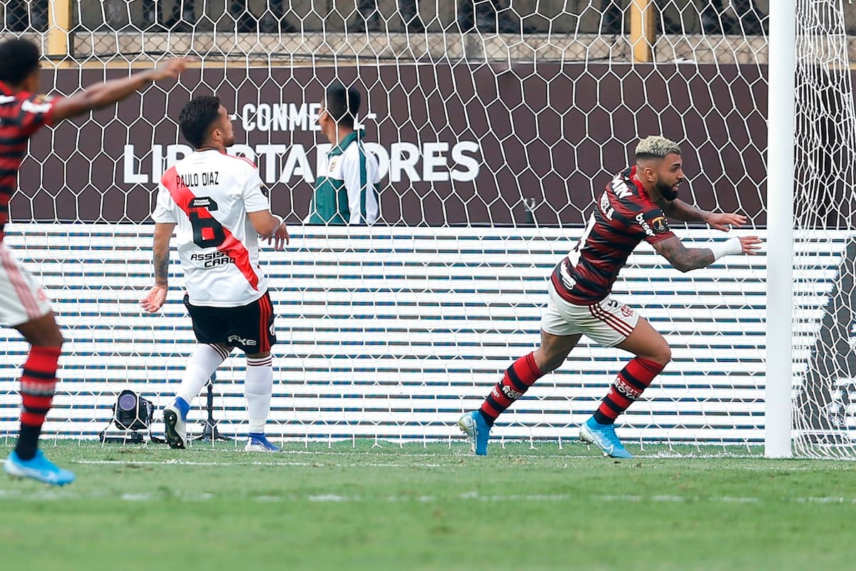 Gabigol festeja el empate transitorio de Flamengo ante River