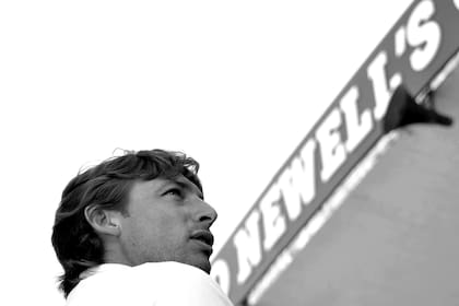 Vivió en la pensión, debutó en Newell´s, la vida lo llevó por todo el mundo y se retiró en el Parque; próximamente vivirá en los Estados Unidos y por eso cuenta que está mejorando su inglés
