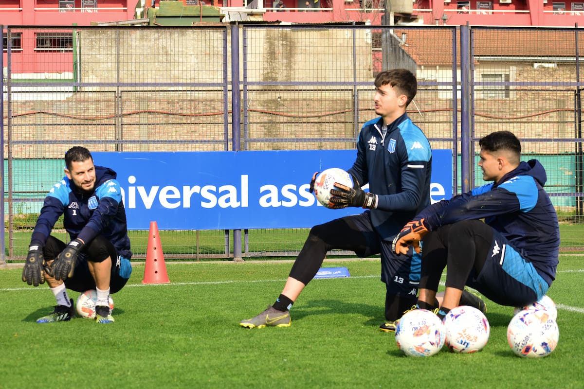 Gabriel Arias, Matías Tagliamonte y Gastón Chila Gómez, tres arqueros con buenos rendimientos en Racing
